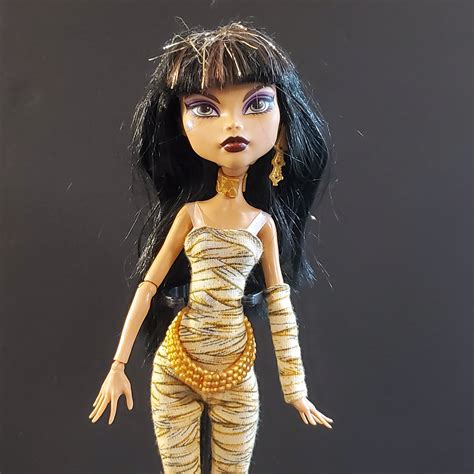 Monster High Doll Cleo De Nile First 1st Wave CUT BANGS AU 40. . First wave cleo de nile
